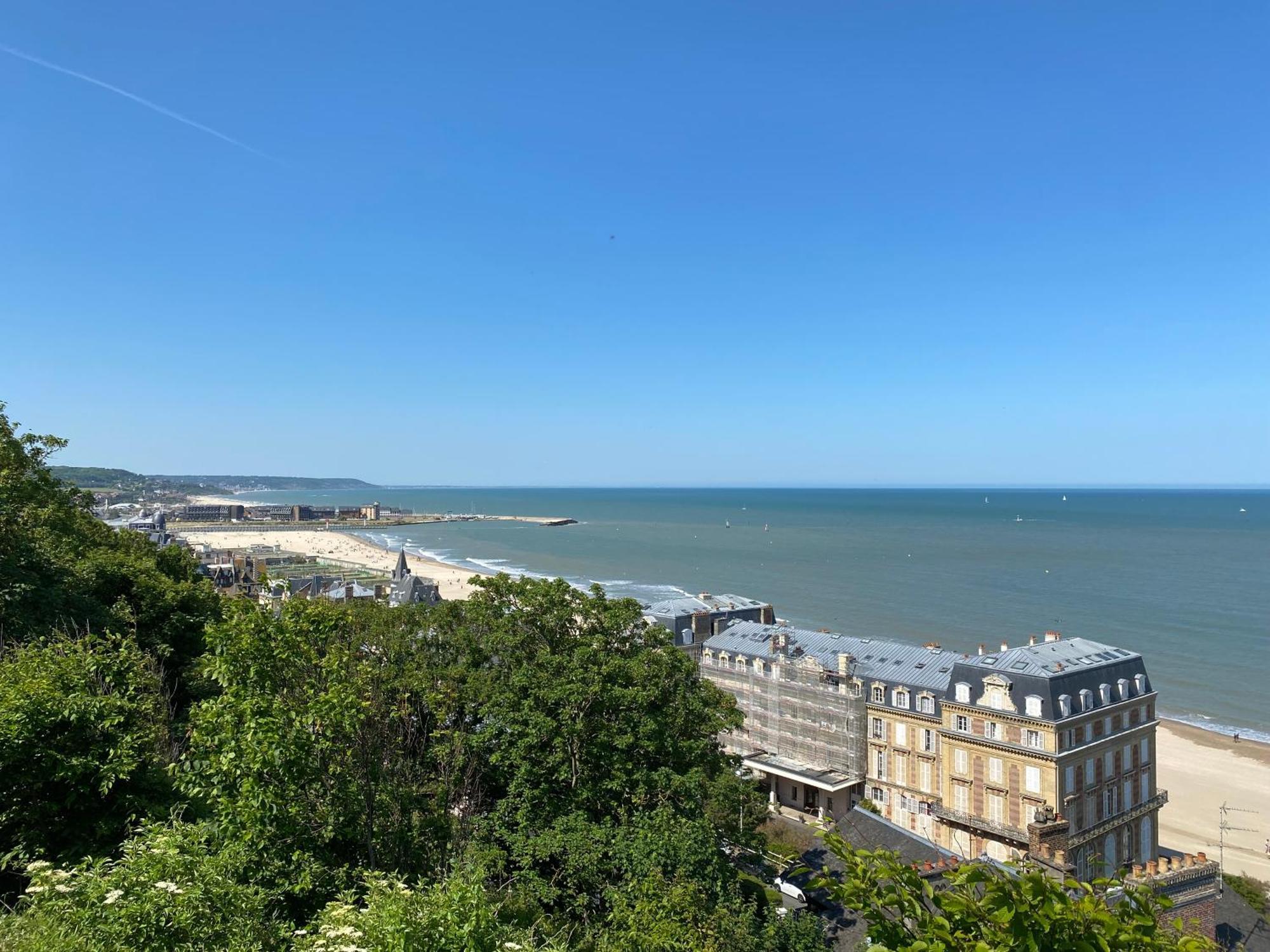 Cote Plage - Magnifique Appartement De Charme A Trouville Sur Mer - Linge - Lit Fait - Parking - Wifi - Classe Par L'Office Du Tourisme Exterior foto