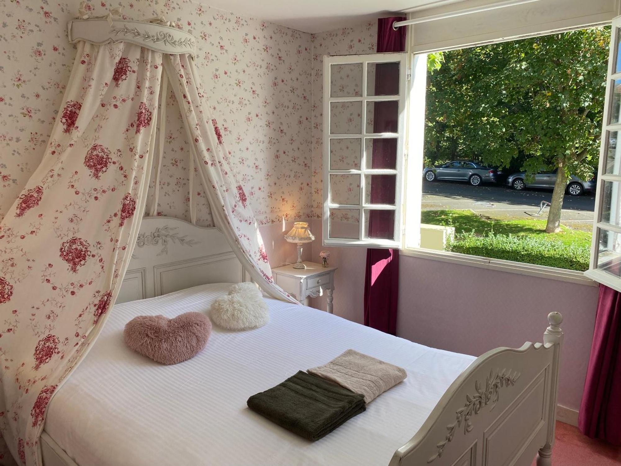 Cote Plage - Magnifique Appartement De Charme A Trouville Sur Mer - Linge - Lit Fait - Parking - Wifi - Classe Par L'Office Du Tourisme Exterior foto