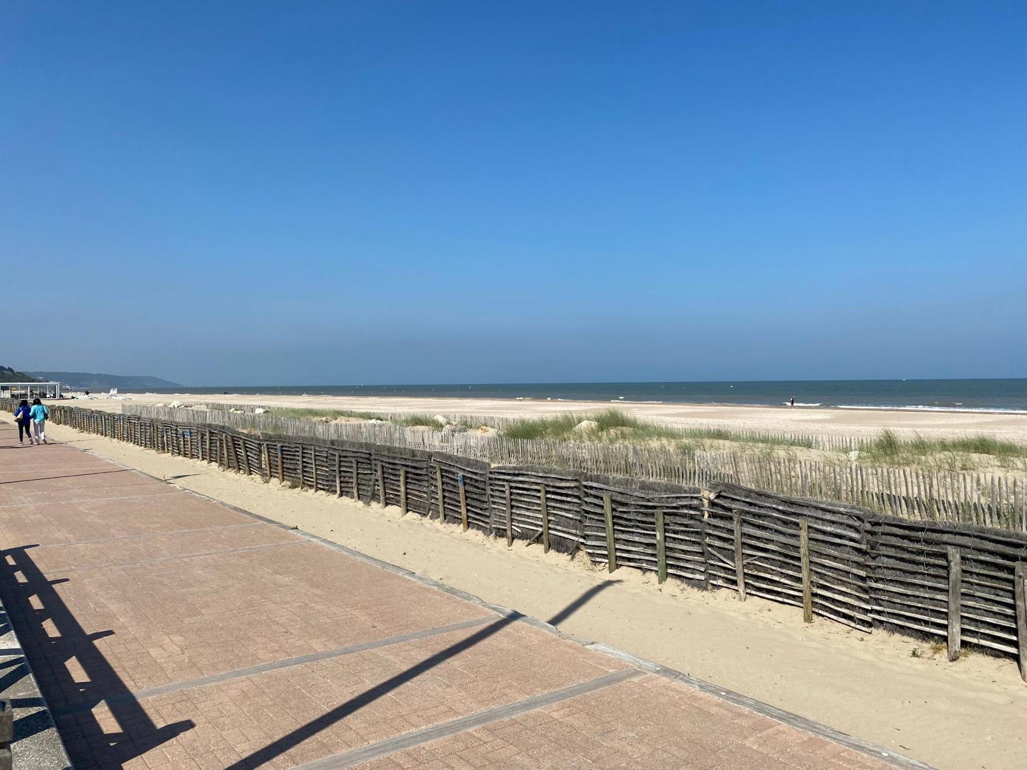 Cote Plage - Magnifique Appartement De Charme A Trouville Sur Mer - Linge - Lit Fait - Parking - Wifi - Classe Par L'Office Du Tourisme Exterior foto